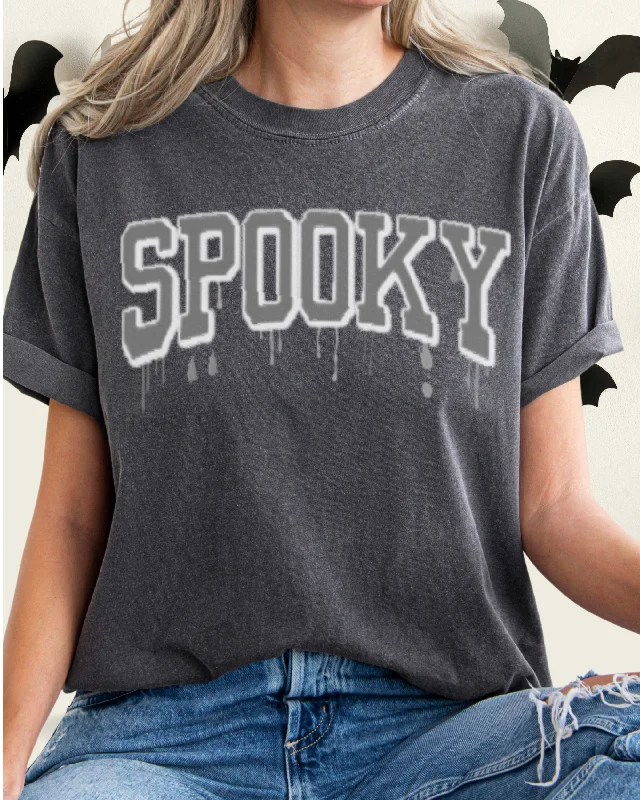 Halloween Spooky Comfort Colors® T-Shirt, Women's Cute Varsity Letters Dripping Blood  T-Shirt