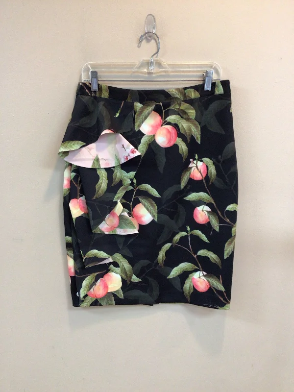 TED BAKER SIZE 8 Ladies SKIRT