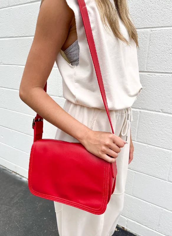 Minimalist Crossbody Red